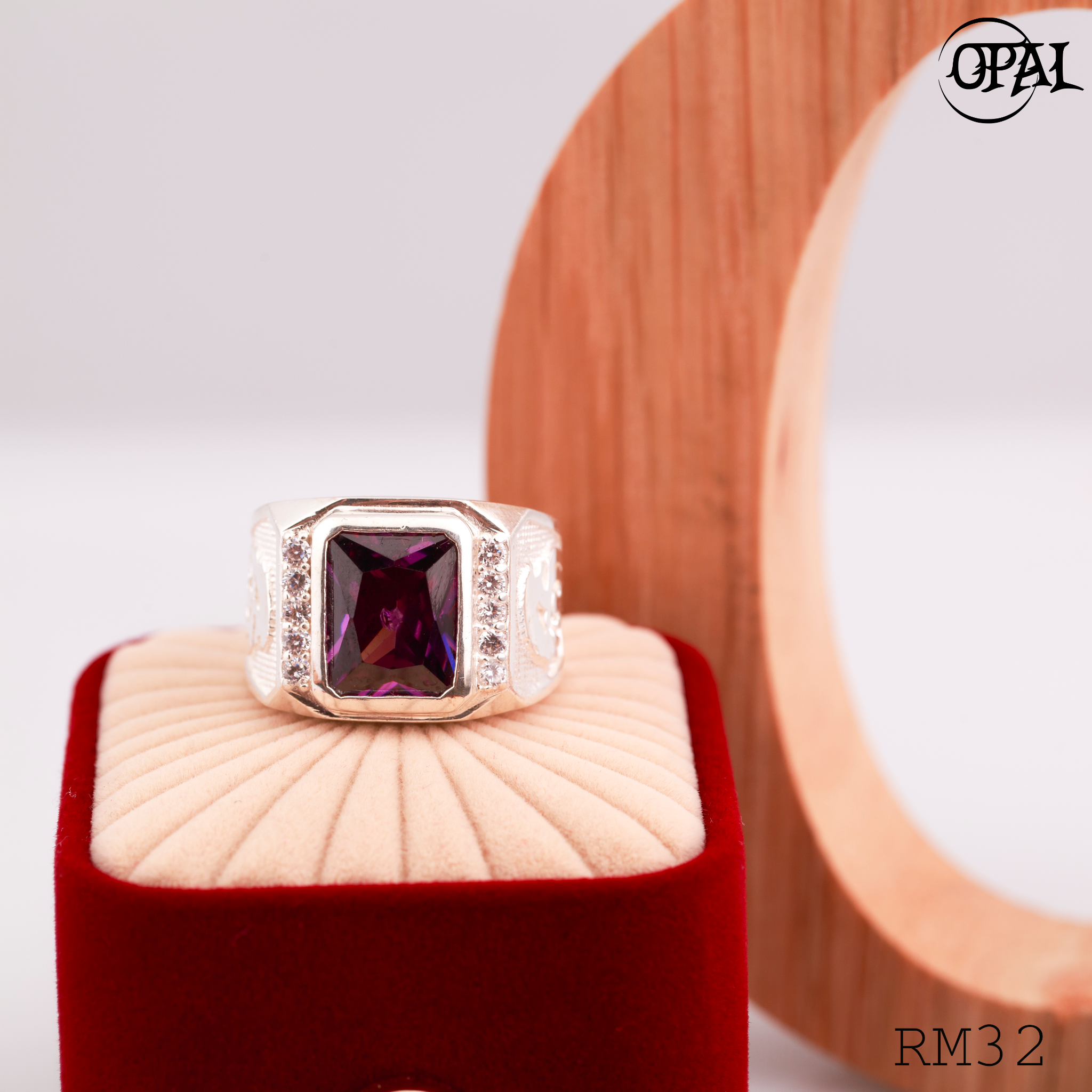 RM32 - Nhẫn bạc nam đính đá OPAL