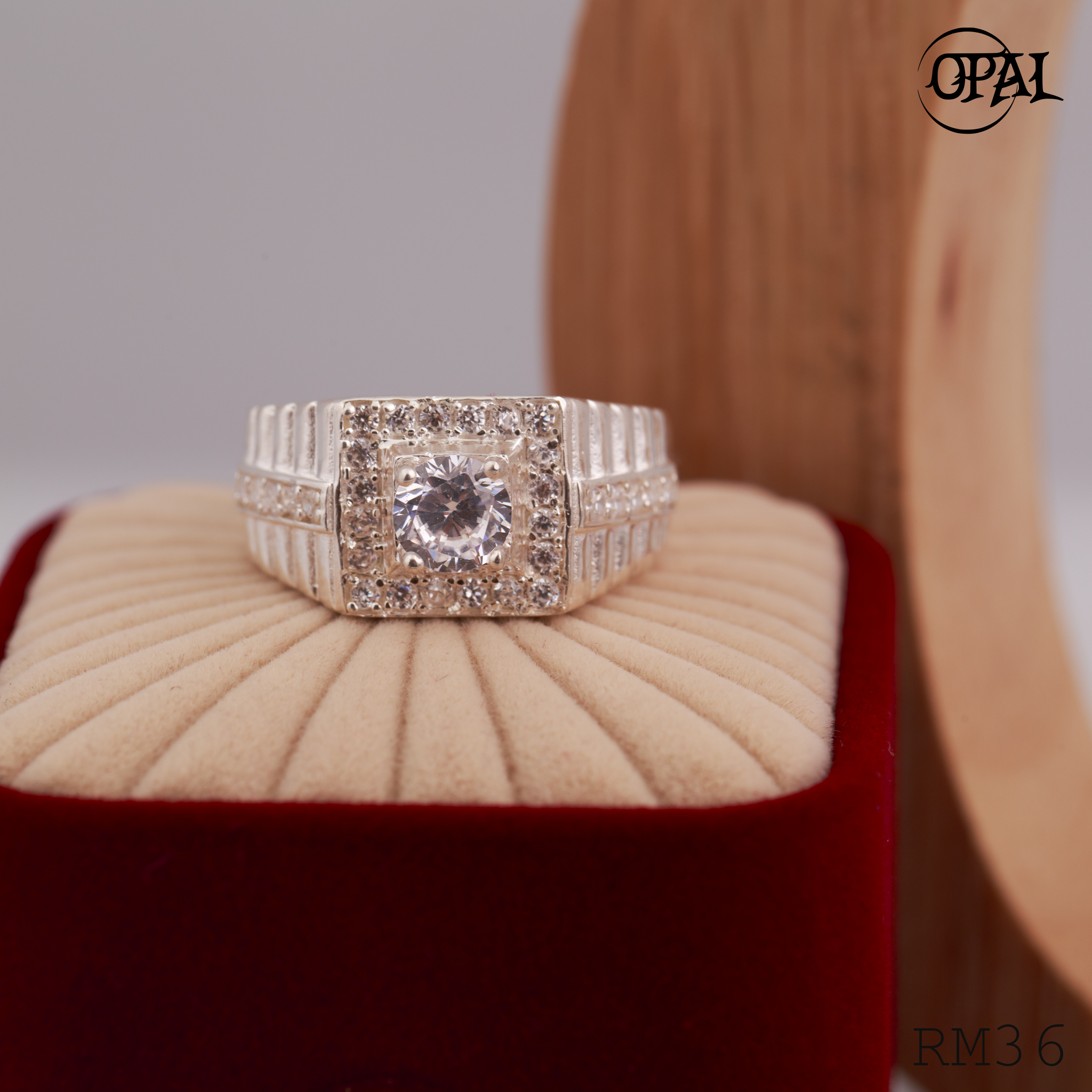 RM36 - Nhẫn bạc nam đính đá OPAL