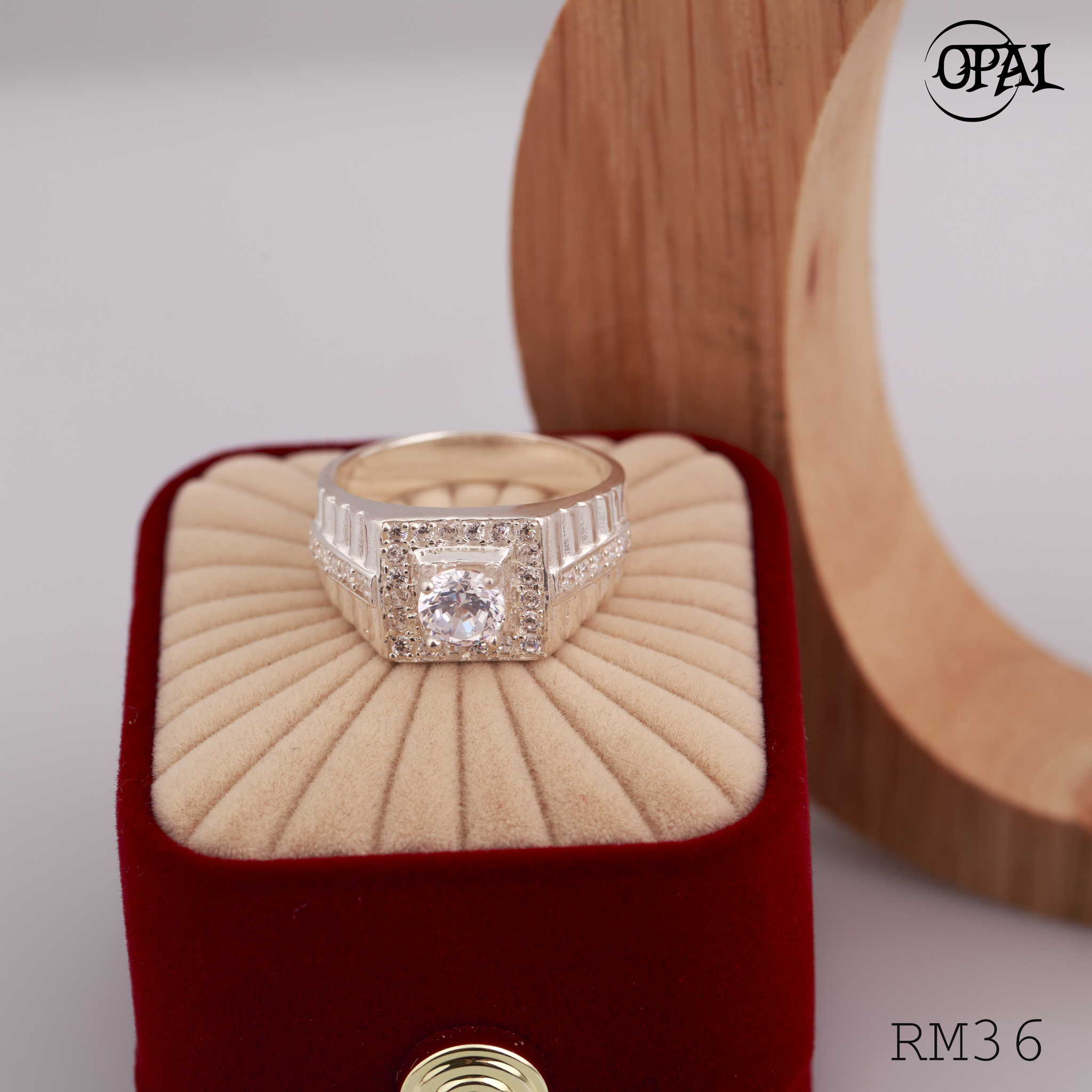 RM36 - Nhẫn bạc nam đính đá OPAL