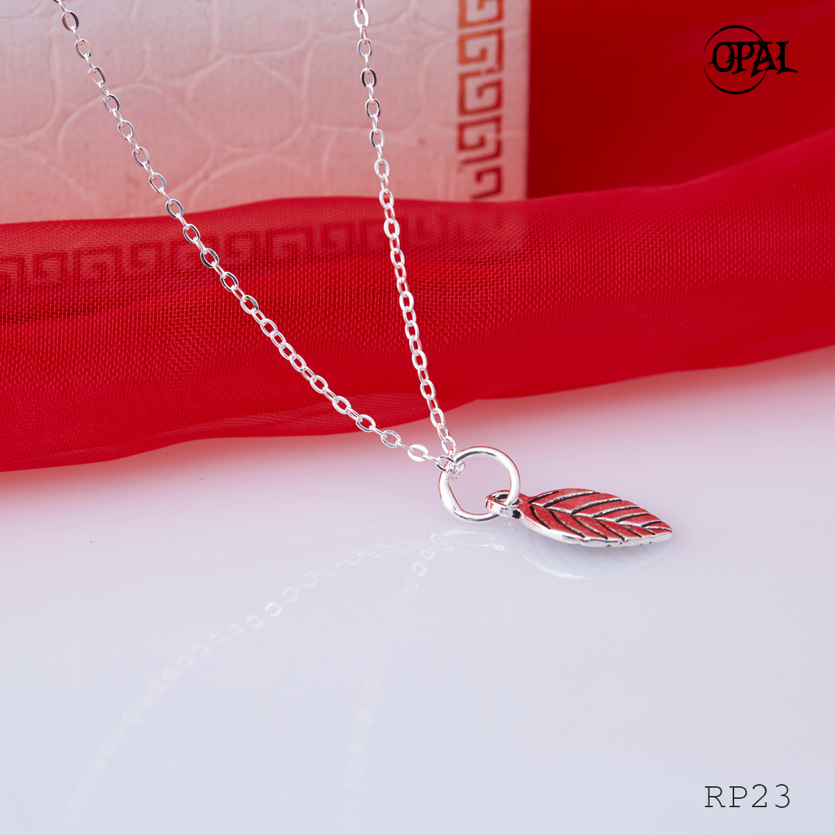 RP23- Bộ mặt và dây chuyền bạc OPAL