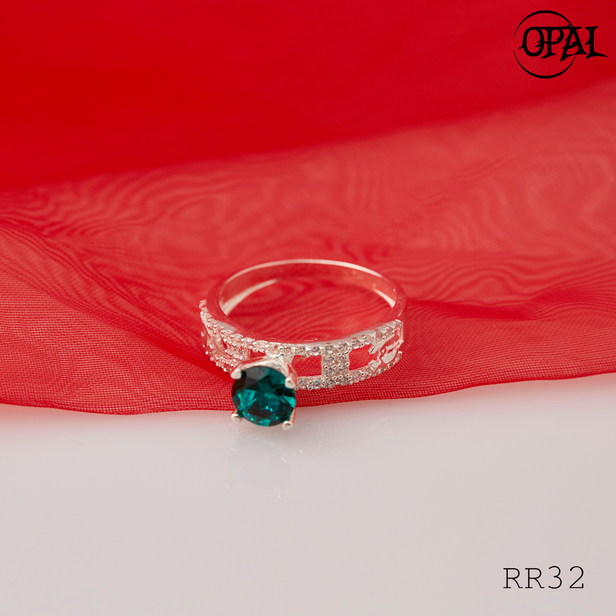 RR32 -Nhẫn bạc đính đá Ross OPAL