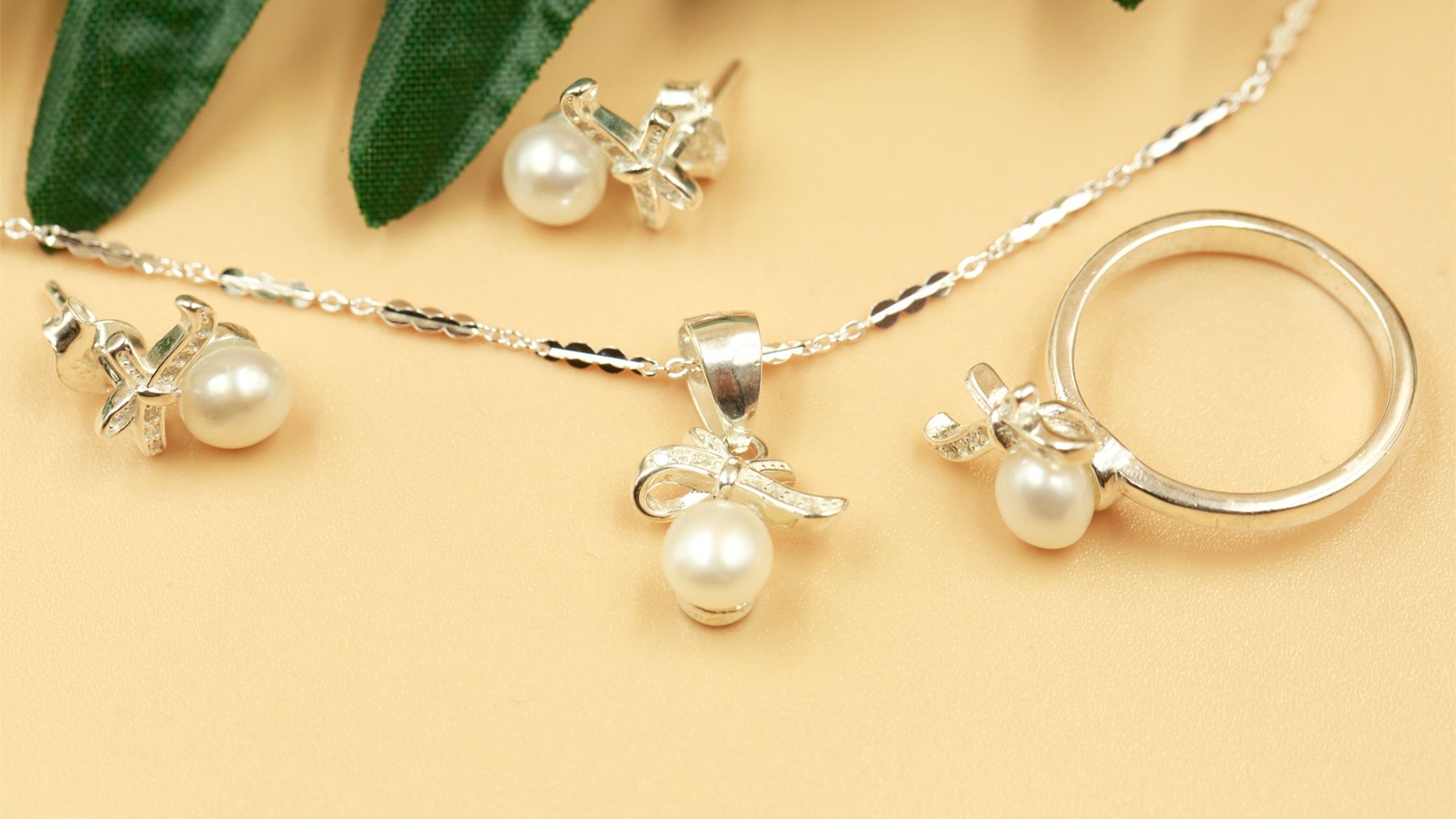 Bộ trang sức bạc đính ngọc trai OPAL