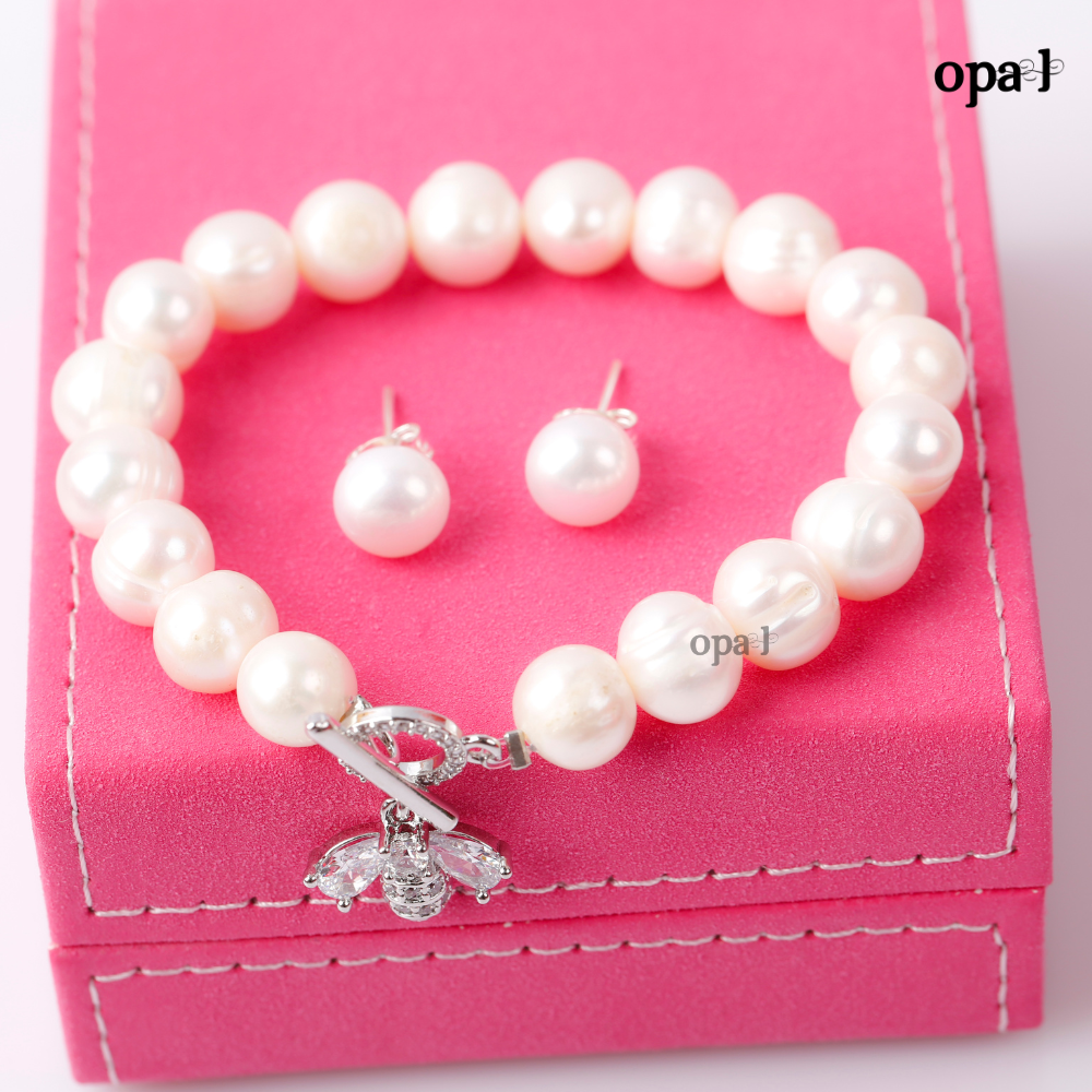 Set vòng tay ngọc trai và hoa tai nụ thương hiệu Opal HT2