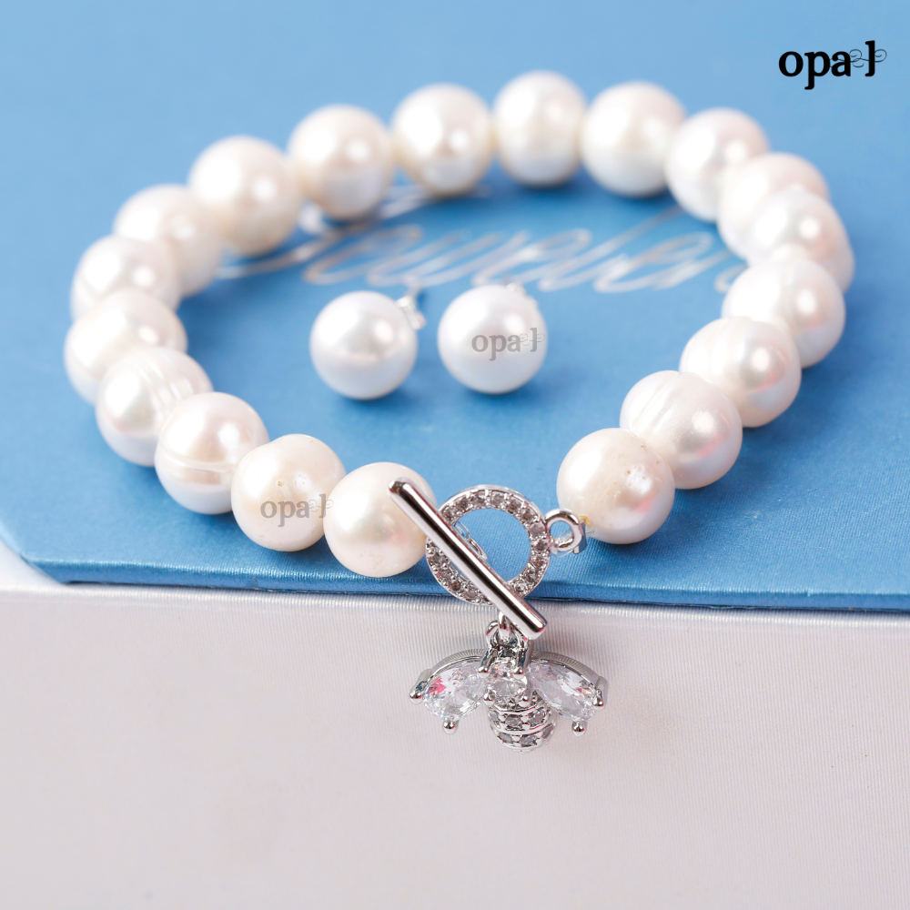 Set vòng tay ngọc trai và hoa tai nụ thương hiệu Opal HT2
