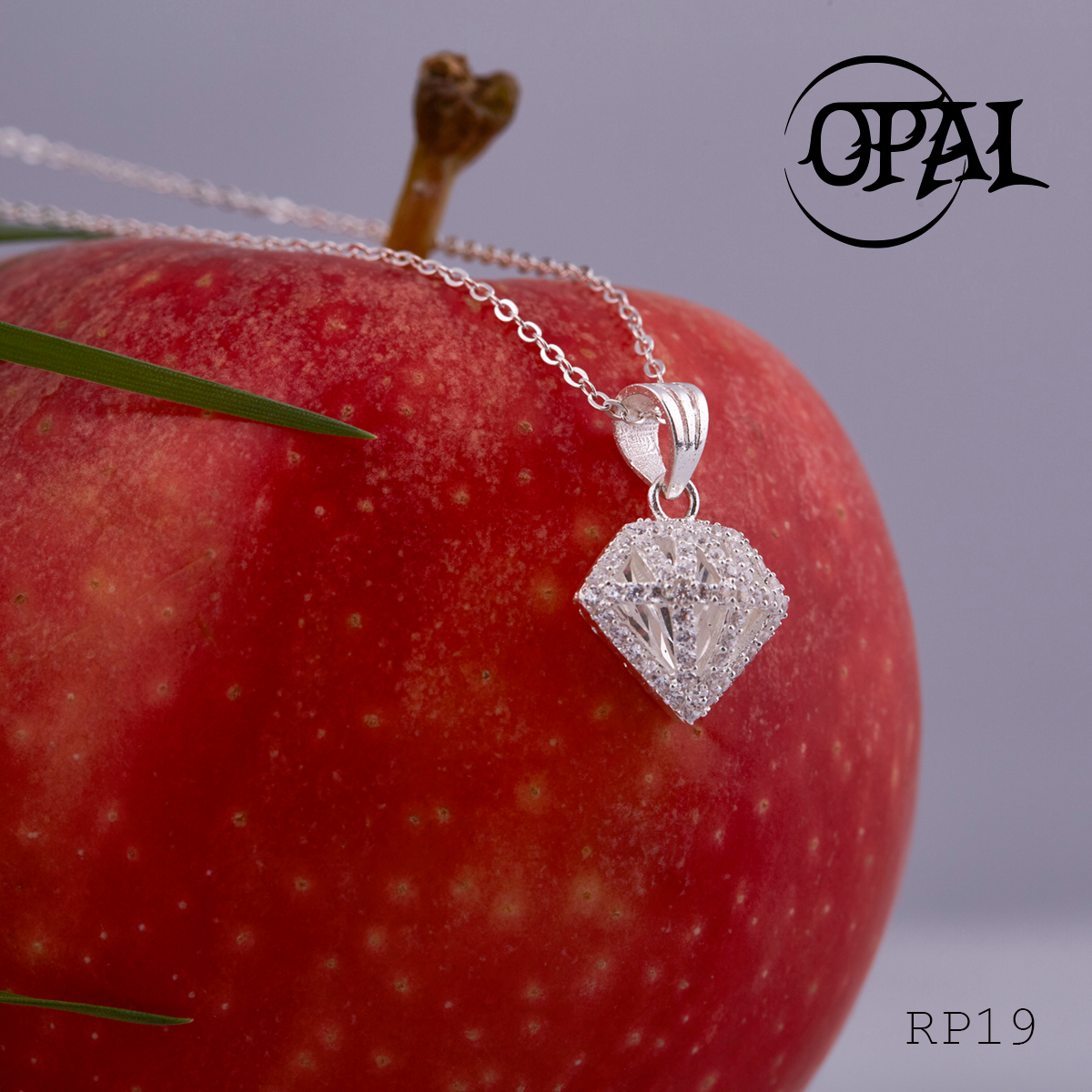 RP19 - Bộ mặt và dây chuyền bạc đính đá ross OPAL