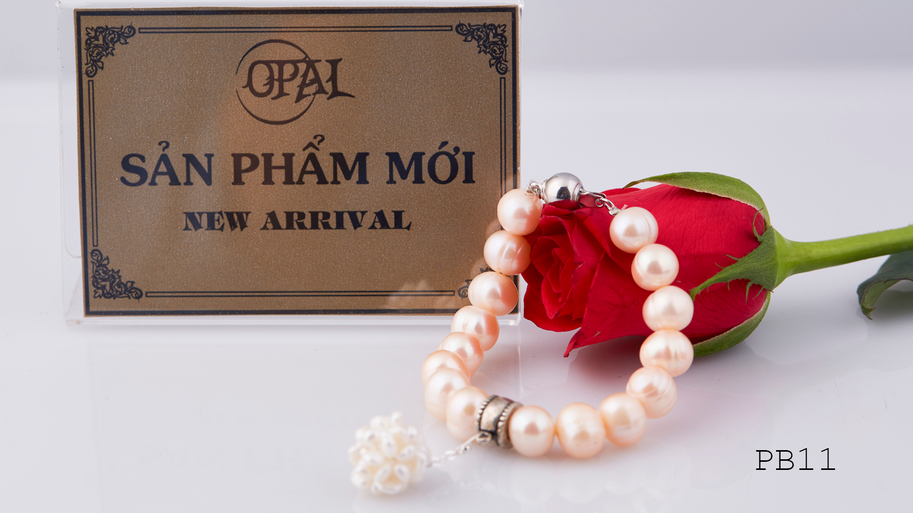PB11 - Chuỗi vòng tay ngọc trai OPAL