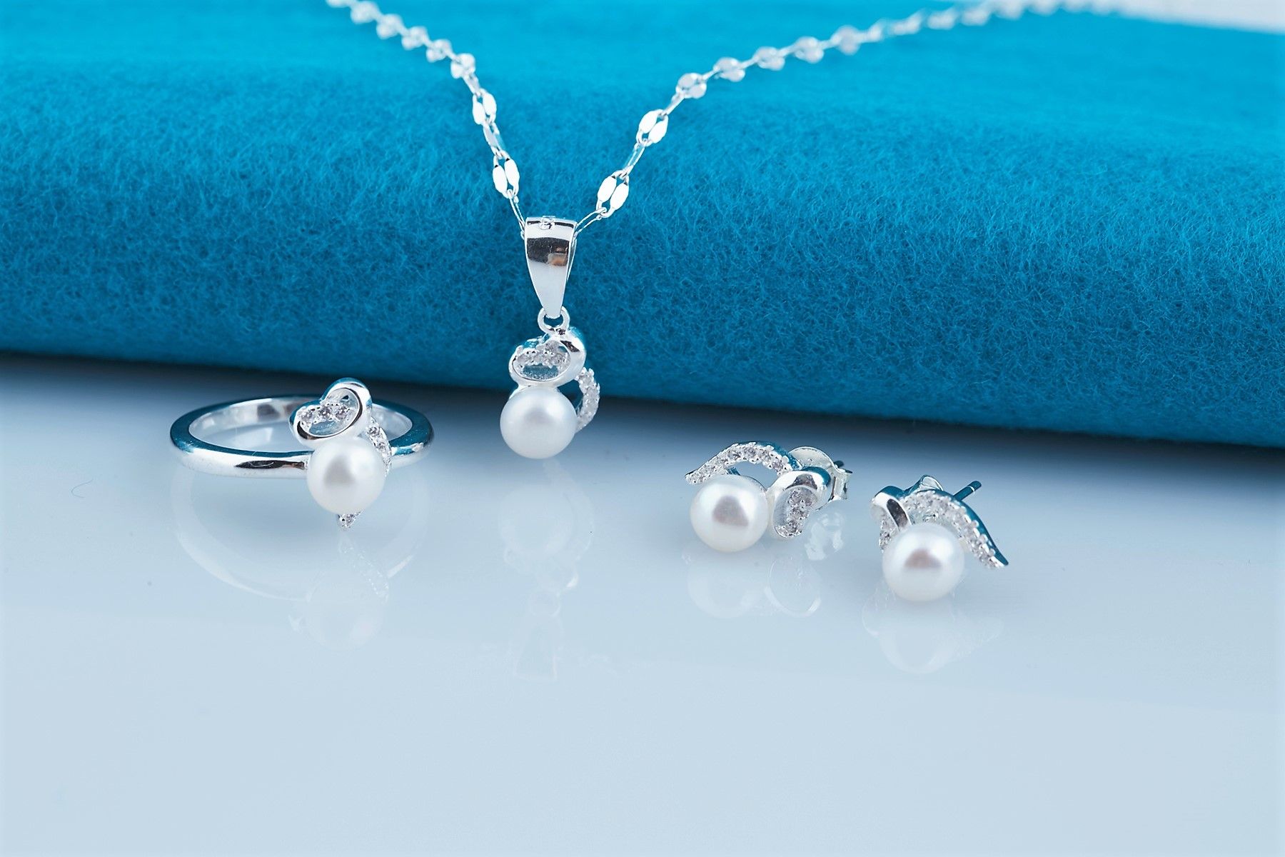 W4-DQ25 - BỘ TRANG SỨC BẠC ĐÍNH NGỌC TRAI OPAL