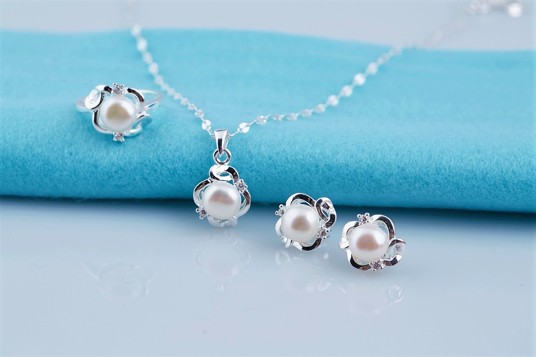 W4-DQ27 - BỘ TRANG SỨC BẠC ĐÍNH NGỌC TRAI OPAL