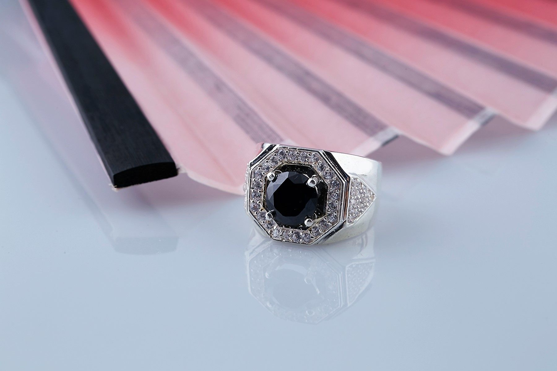 RM04 - Nhẫn bạc nam đính đá OPAL