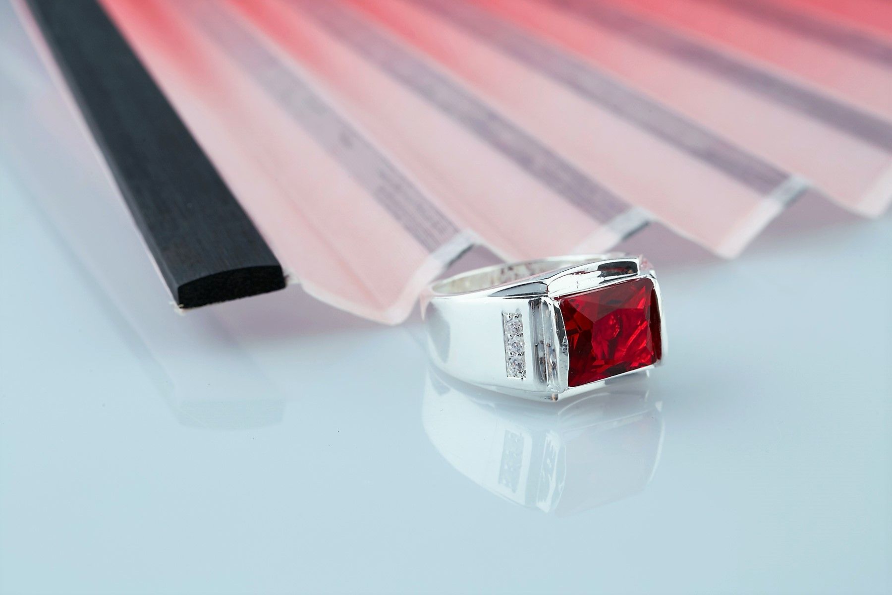 RM10 - Nhẫn bạc nam đính đá OPAL