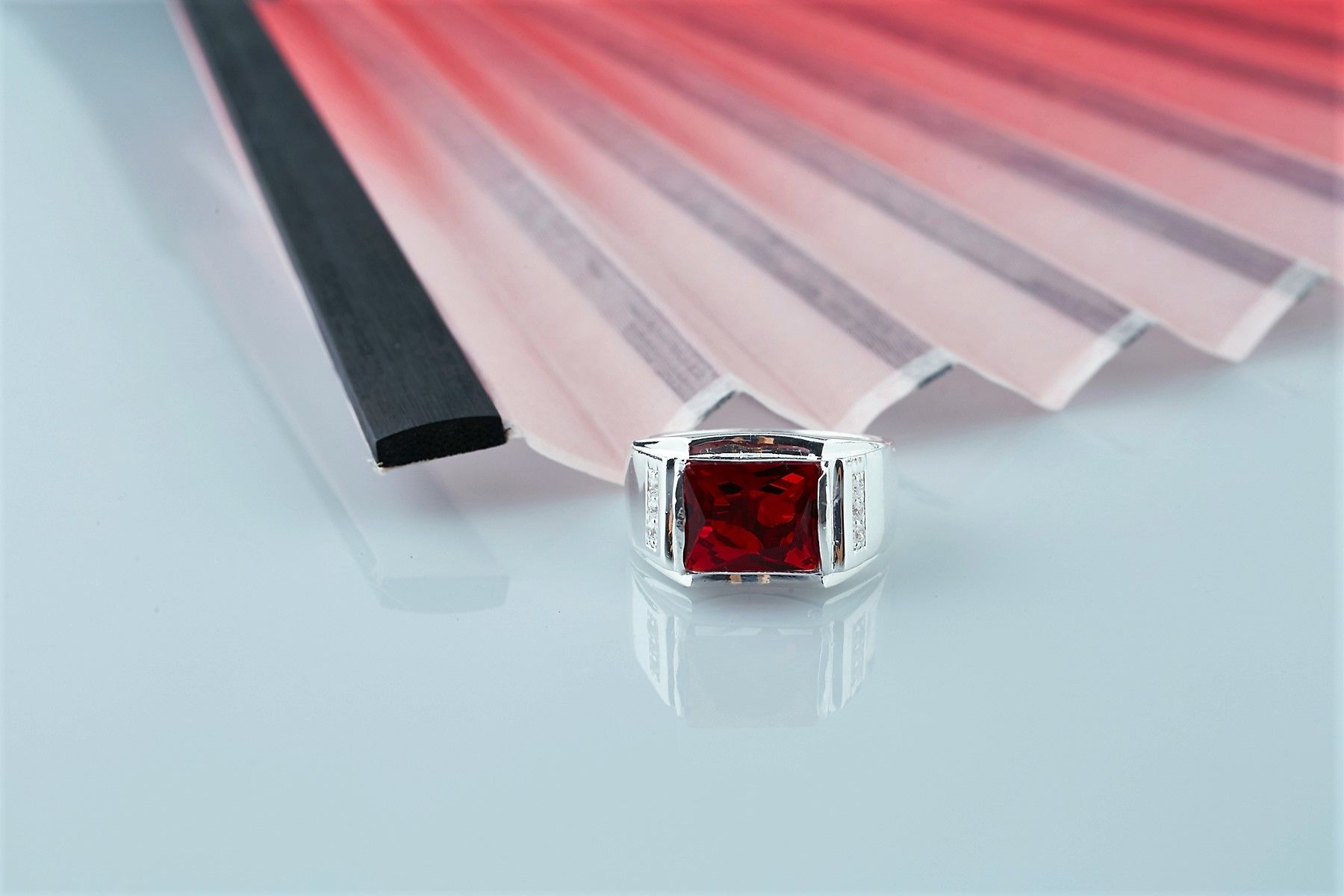 RM10 - Nhẫn bạc nam đính đá OPAL
