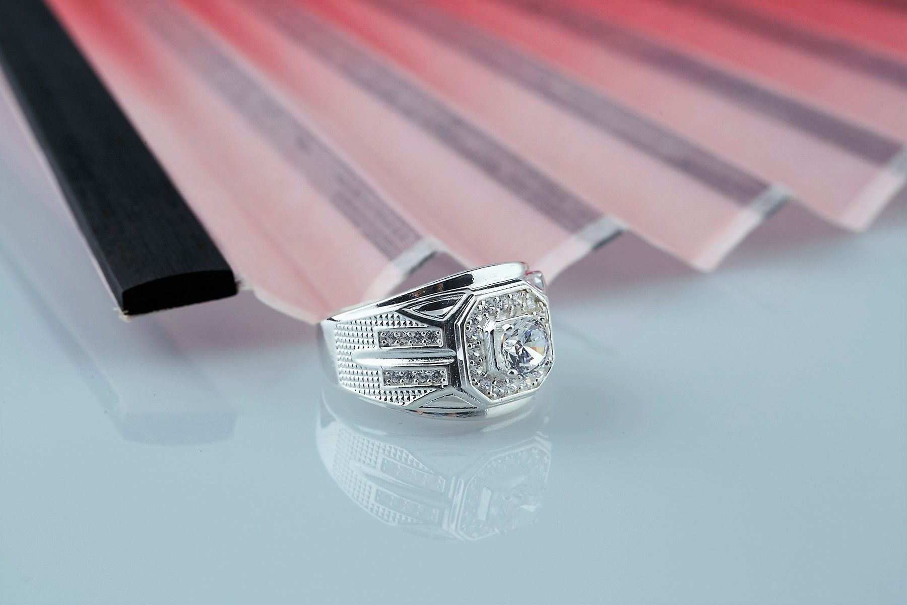 RM12 - Nhẫn bạc nam đính đá OPAL