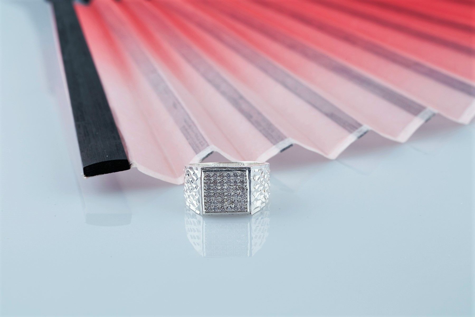 RM15 - Nhẫn bạc nam đính đá OPAL