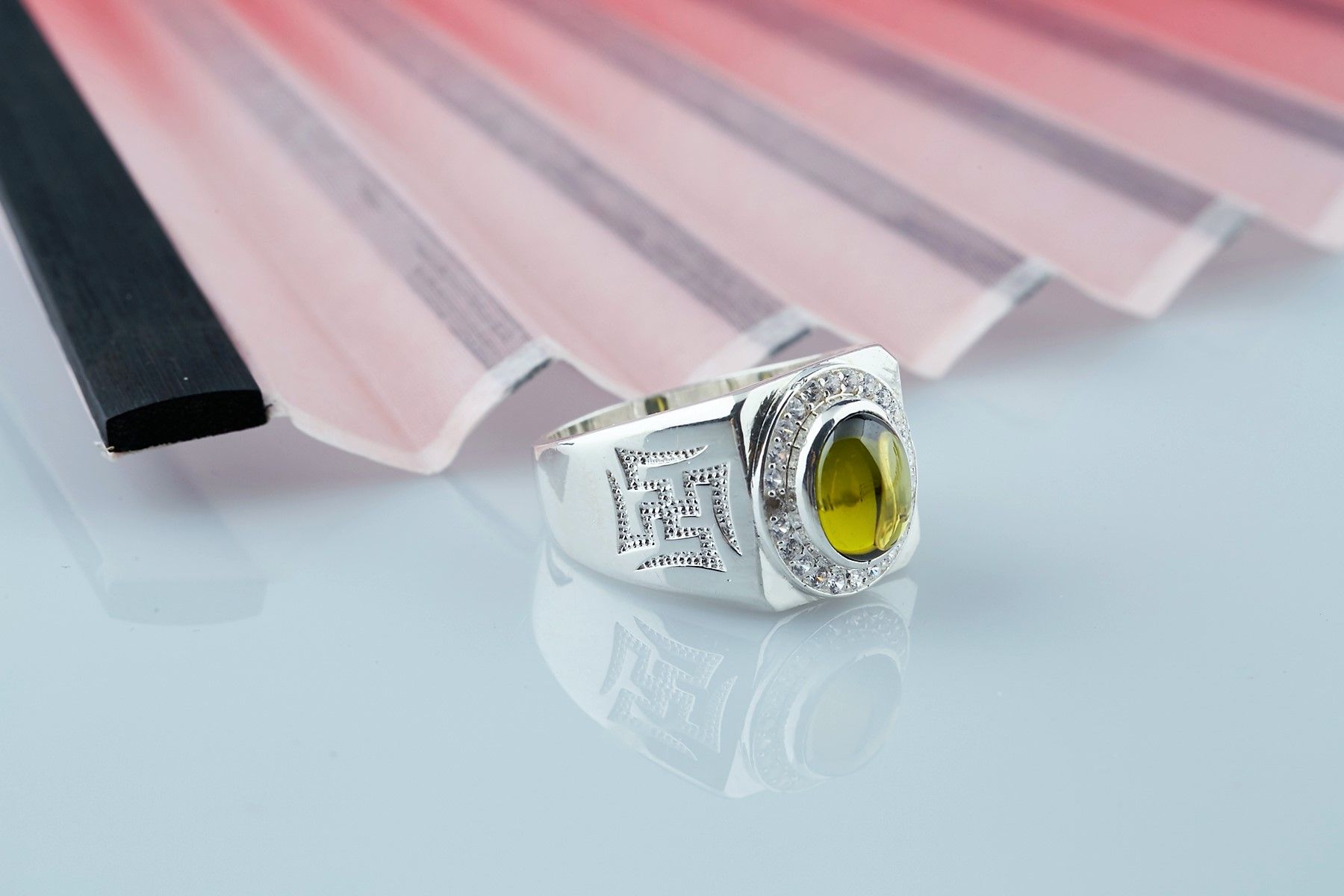 RM20 - Nhẫn bạc nam đính đá OPAL