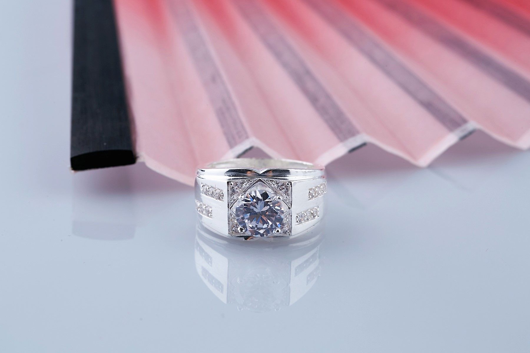 RM24 - Nhẫn bạc nam đính đá OPAL