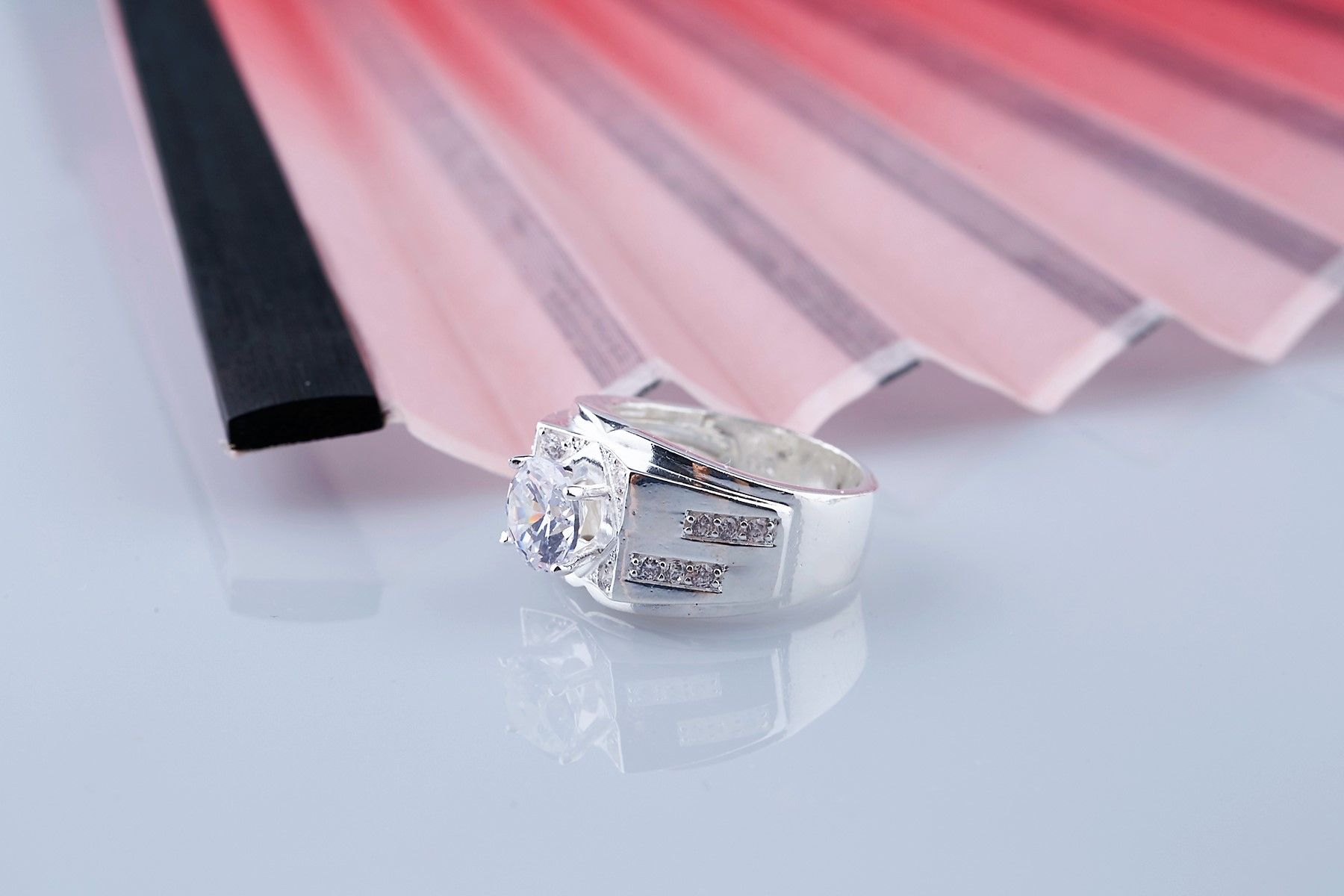 RM24 - Nhẫn bạc nam đính đá OPAL