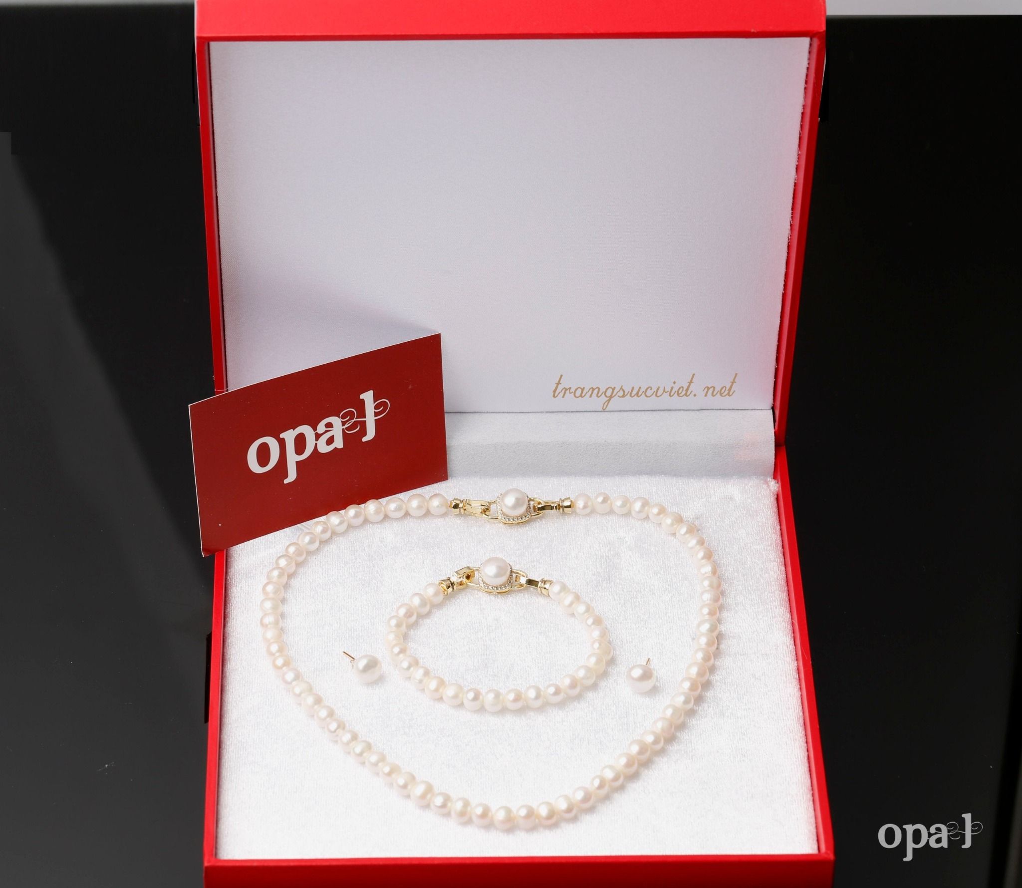 Top 4 bộ ngọc trai tự nhiên dành tặng người thân yêu thương hiệu Opal