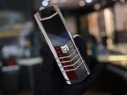 Điện Thoại Vertu Signature S Điểm Vàng Hồng Lưng Da Bò