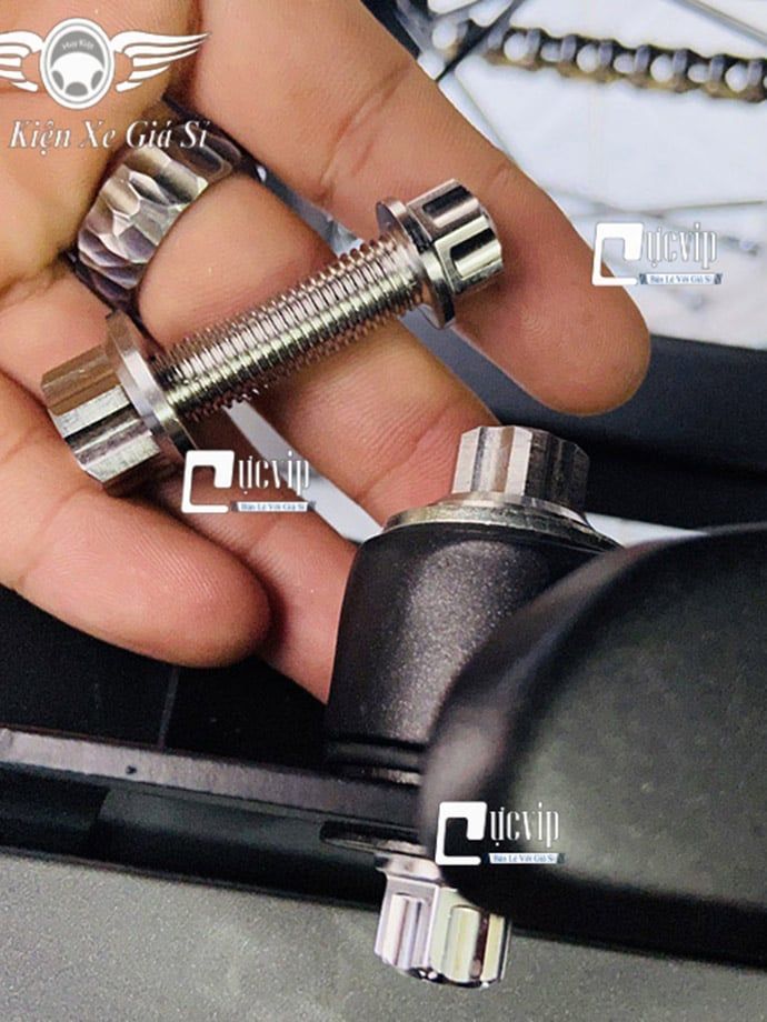 Combo Ốc Treo Pô 10Ly4 Kèm Tán Salaya Cho Dòng Xe Yamaha MS3731