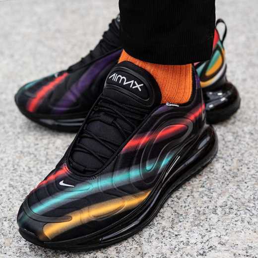 nike air max 720 black neon streaks