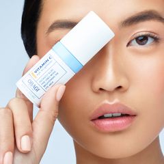 Kem dưỡng mắt giảm thâm Obagi Clinical Vitamin C Eye Brightener