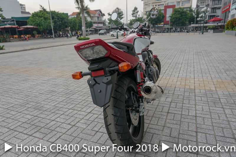 Honda CB400 Super Four 2018 (Special Red)