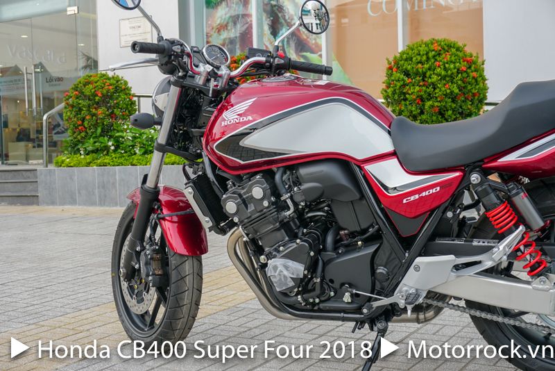 Honda CB400 Super Four 2018 (Special Red)