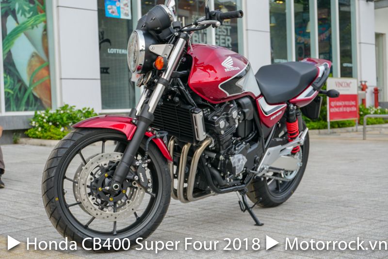 Honda CB400 Super Four 2018 (Special Red)