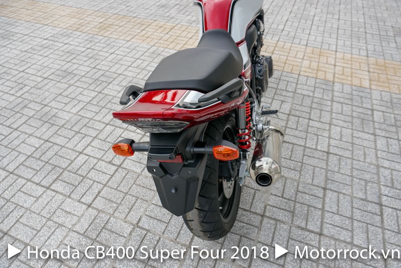 Honda CB400 Super Four 2018 (Special Red)