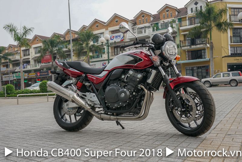 Honda CB400 Super Four 2018 (Special Red)