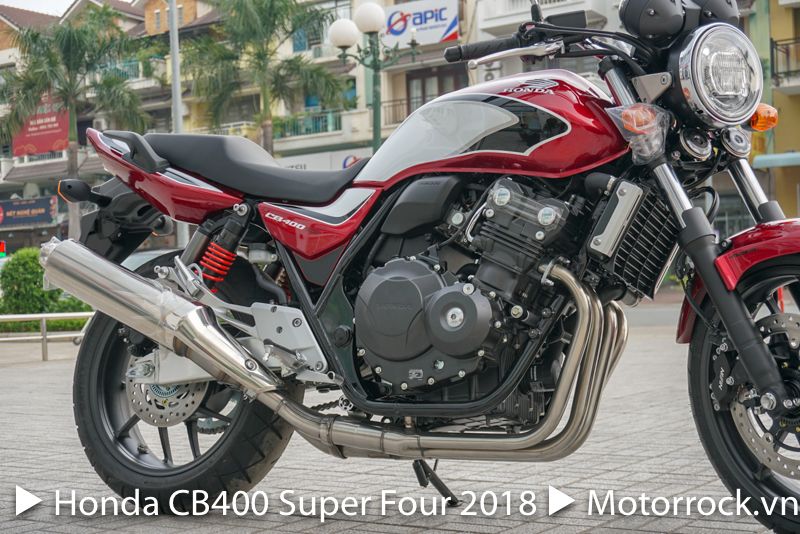 Honda CB400 Super Four 2018 (Special Red)