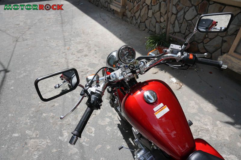 Honda Rebel 250 màu đỏ