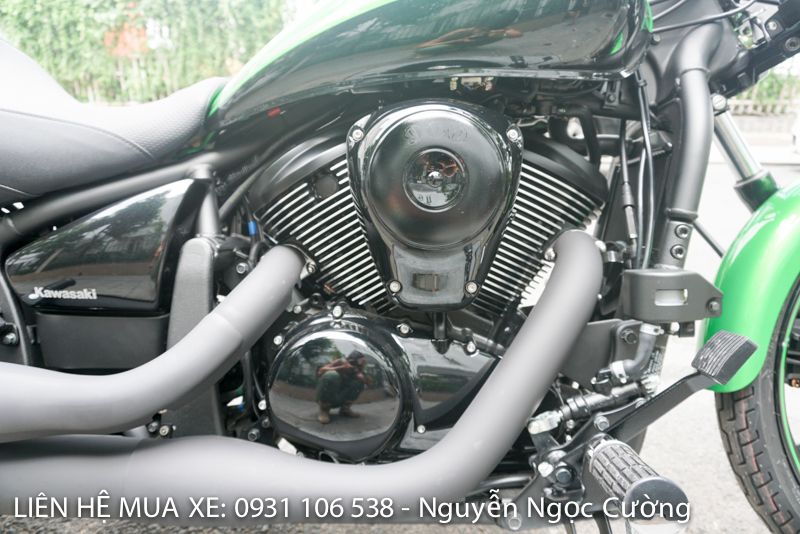 Kawasaki Vulcal 900 Custom (màu xanh)