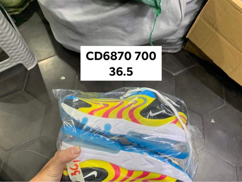 Nike Air Max 270 React Yellow