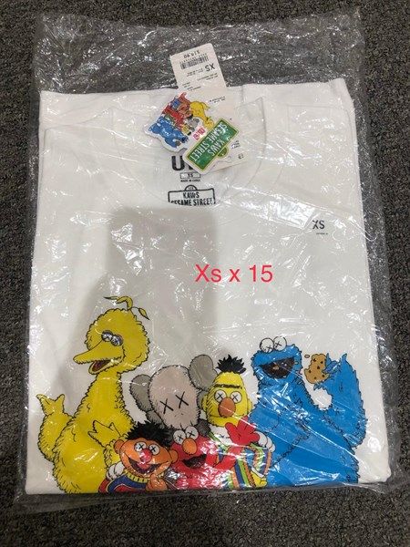 Uniqlo x Kaws White Multi Color