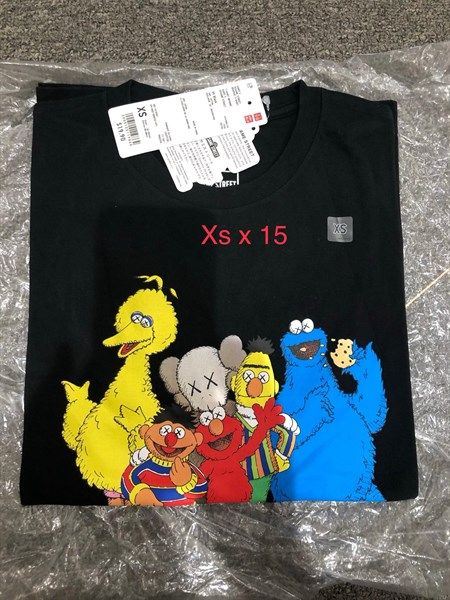 Uniqlo x Kaws Multi Color