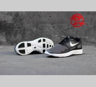 Giày Nike Lunar Flow