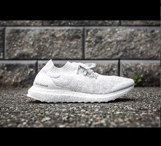 Giày Gìay Adidas Ultra BOOST Uncaged