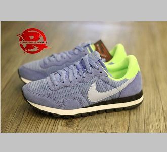 Giày Nike Women's Air Pegasus 83/30.