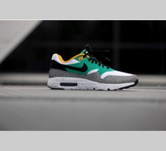 Giày Nike Air Max 1 Ultra Essential