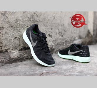 Giày Nike Lunar Tempo 2