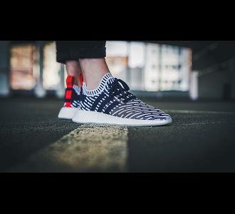 Giày Adidas NMD R2 Primeknit