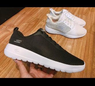 Giày Skechers