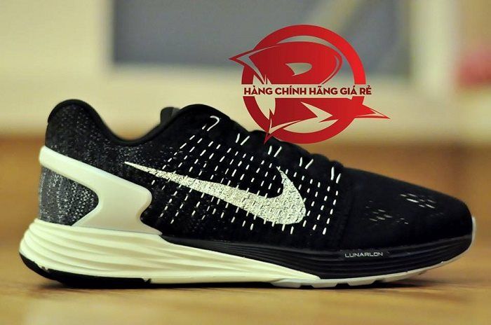 Giày Nike LunarGlide 7 Flyknit
