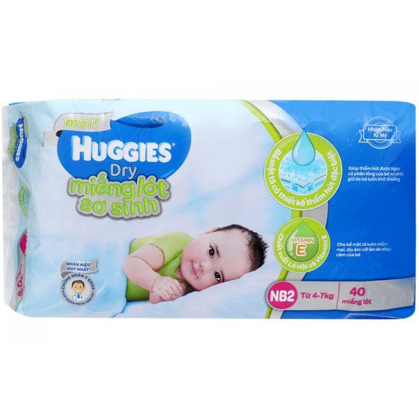Miếng lót Huggies Dry NB2 40 miếng (bé 4-7kg)