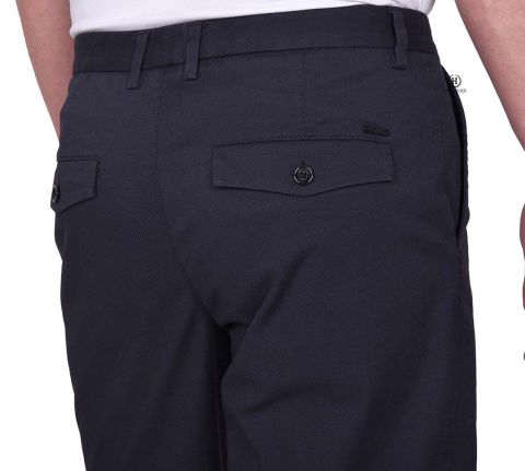  Quần Short Kaki Hugo Boss Navy Nắp Túi 