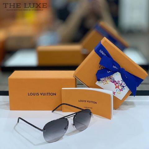  Kính Louis Vuitton Clockwies Mắt Đen Gọng Mono 