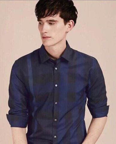  Sơ mi Burberry LE màu navy kẻ to xanh đen 