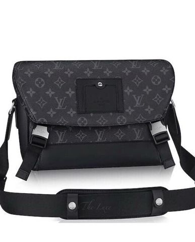  LOUIS VUITTON MESSENGER PM VOYAGER MONOGRAM ECLIPSE 