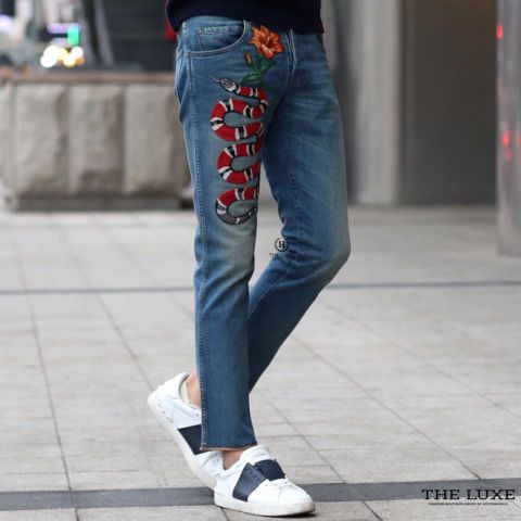  Jeans Gucci Xanh Họa Tiết Rắn Hoa Thêu Limited 